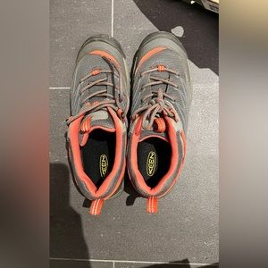Keen Hiking Women Shoes